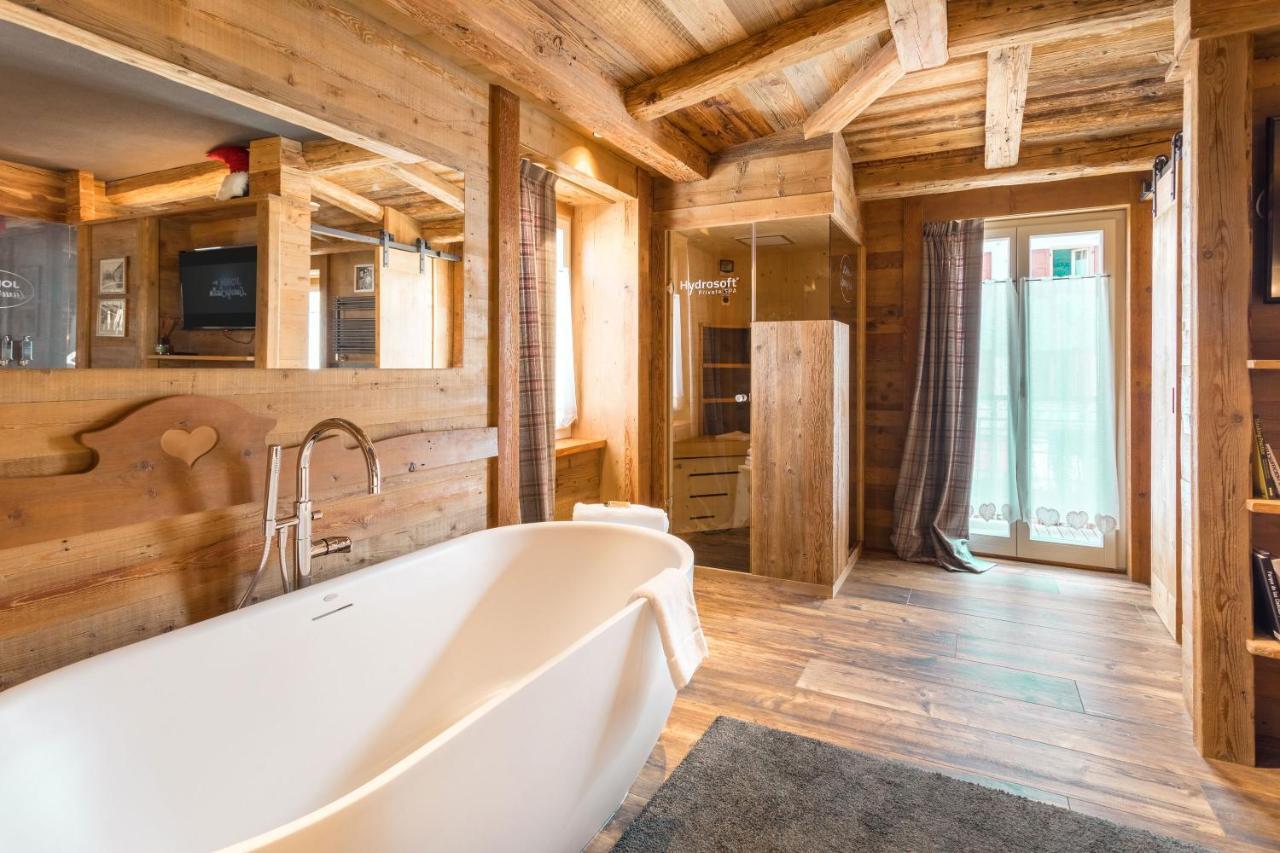 John Luxury Suites Folgaria Buitenkant foto