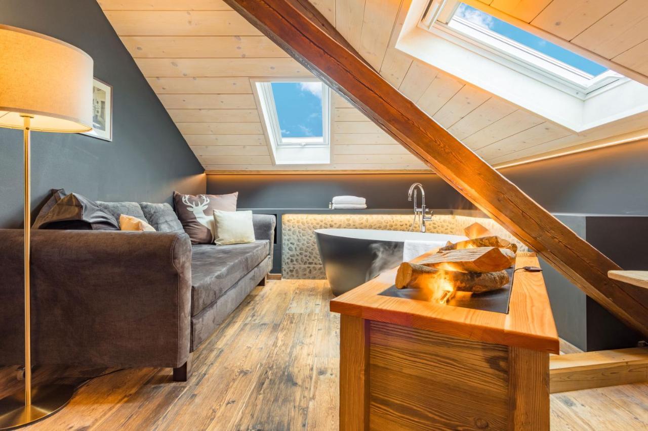 John Luxury Suites Folgaria Buitenkant foto