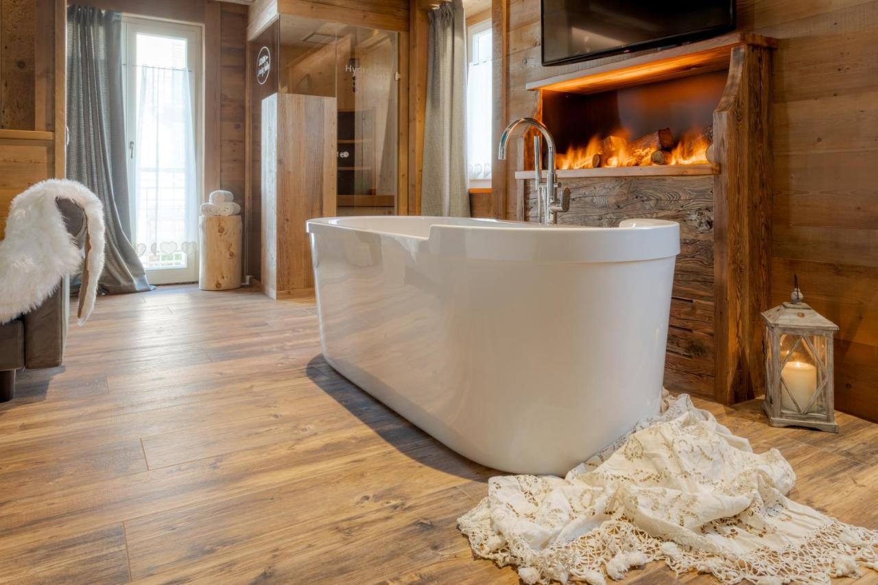 John Luxury Suites Folgaria Buitenkant foto